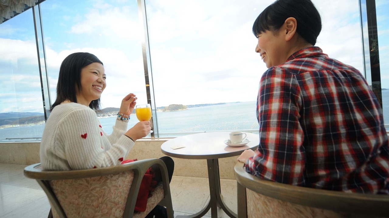 Photo of Human In Picture in Shizugawa