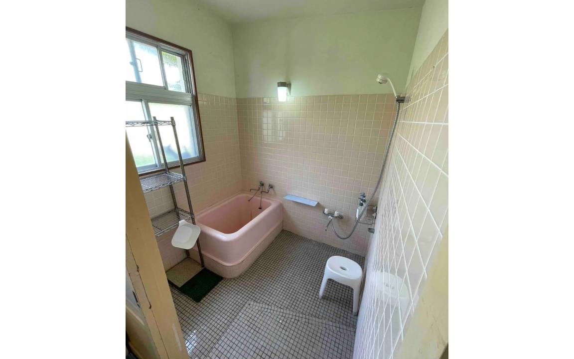 Photo of Bathroom in Abu