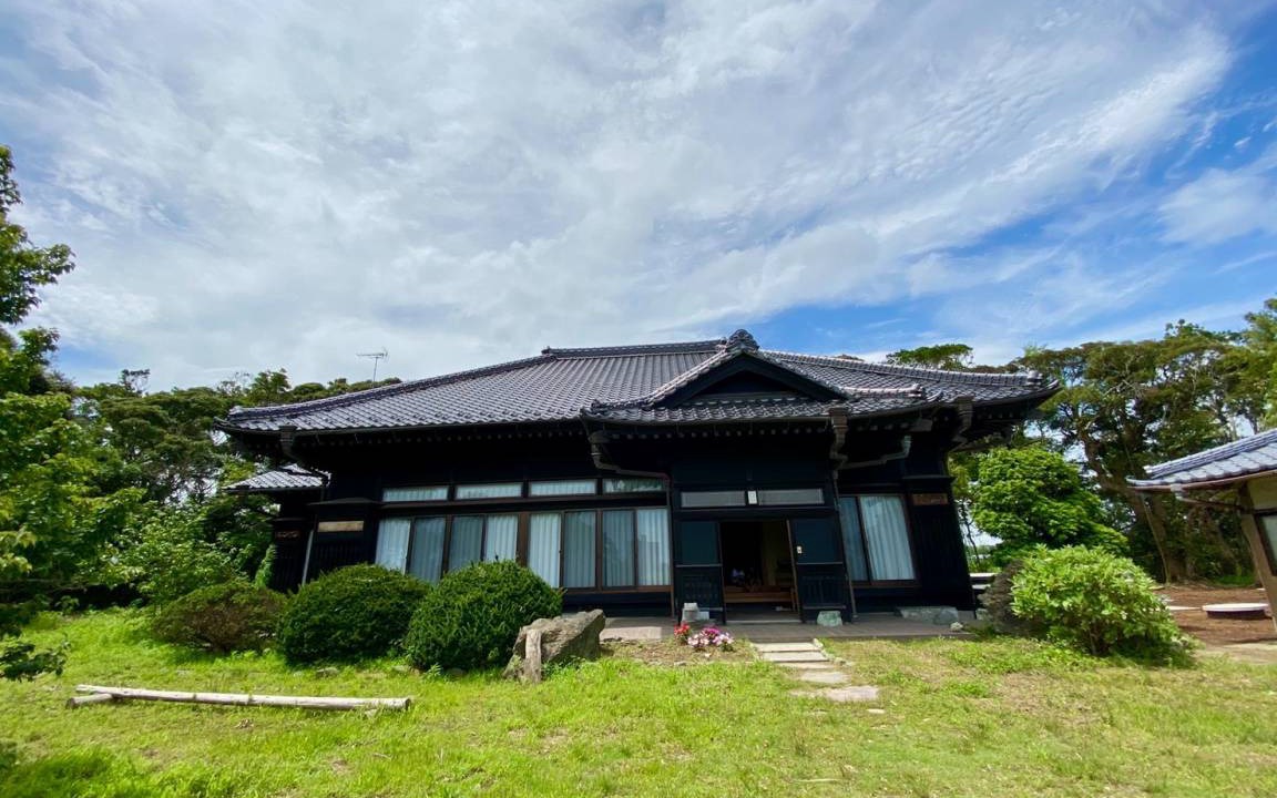 Photo of Others in Yokoshibahikari