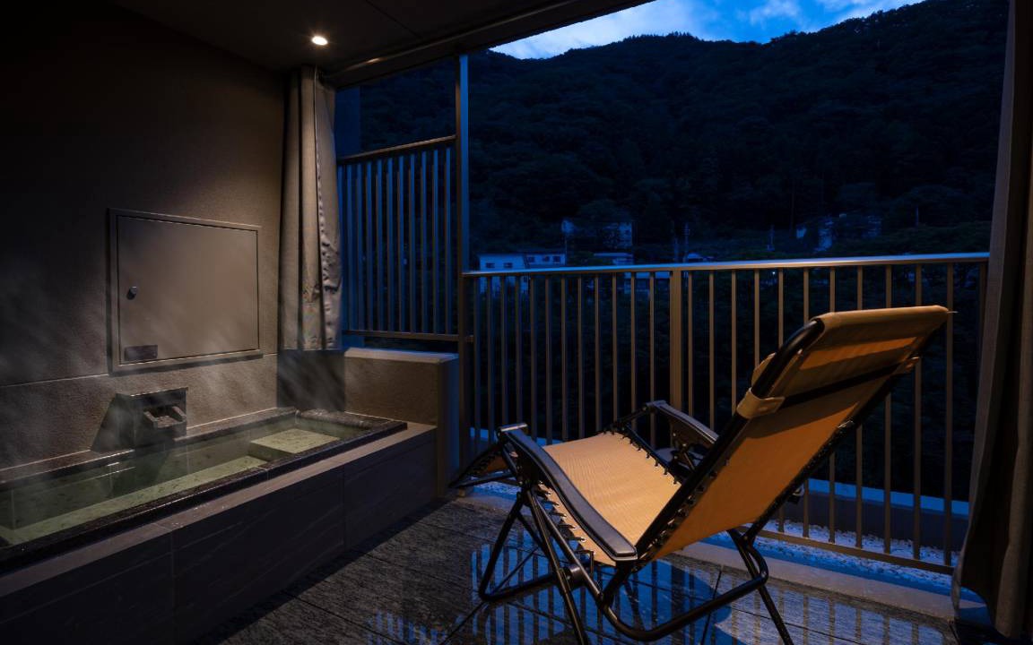 Photo of Patio Balcony in Kamimoku Onsen