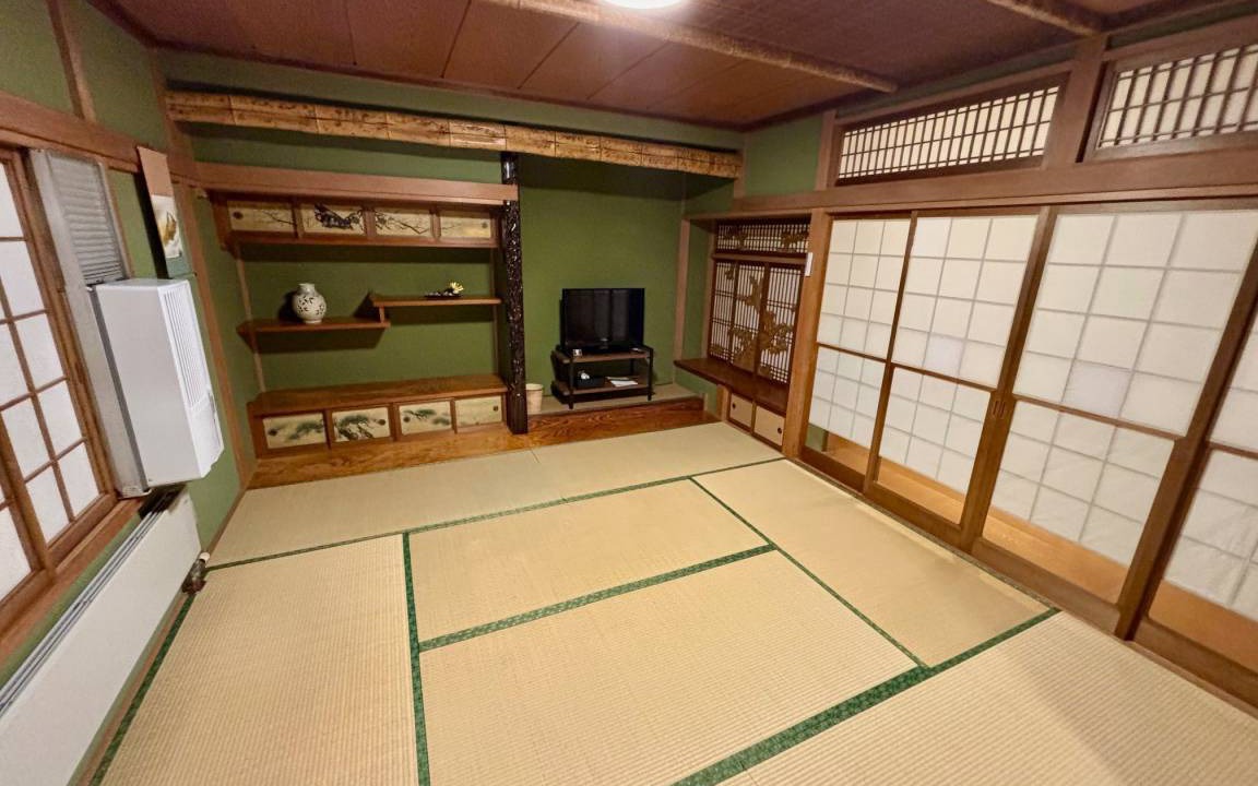 Photo of Others in Yoichi
