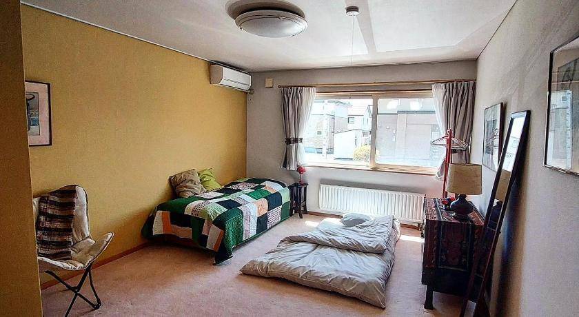 Photo of Bedroom in Date