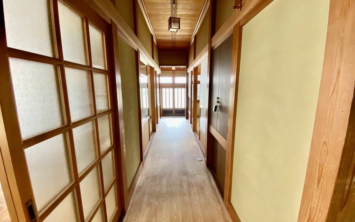 Photo of Others in Yokoshibahikari