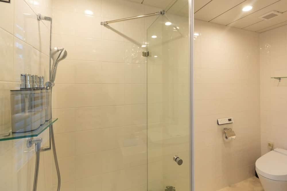 Photo of Bathroom in Yohena