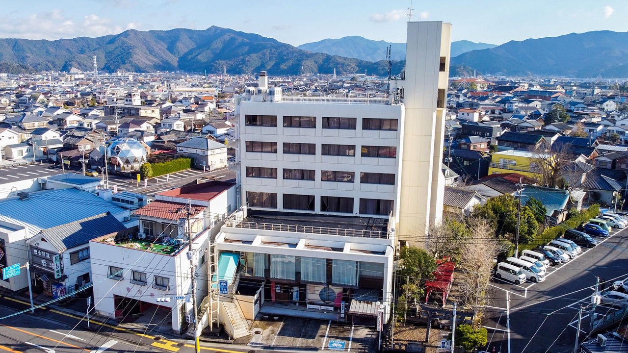 Photo of Others in Saiki