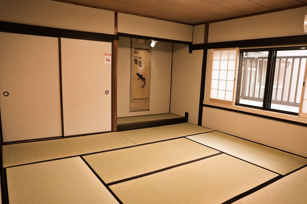Photo of Bedroom in Uzumasa