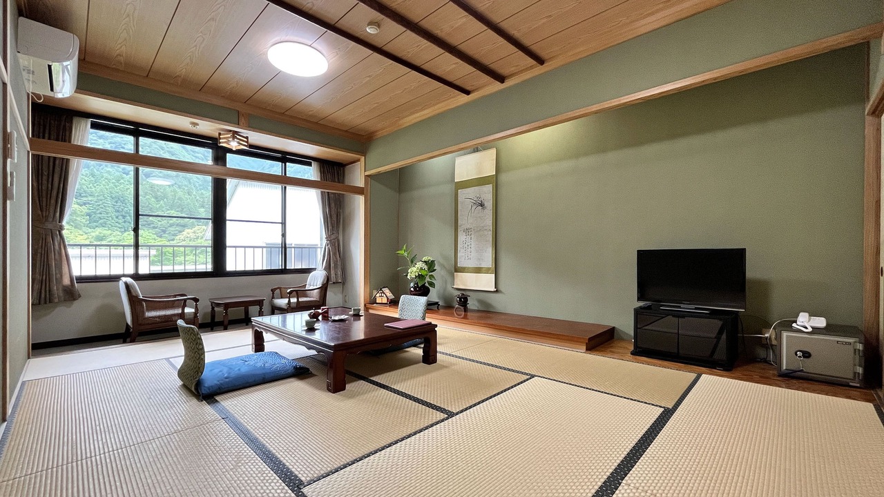 Photo of Bedroom in Nanto