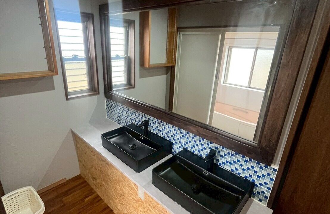 Photo of Bathroom in Shoshi