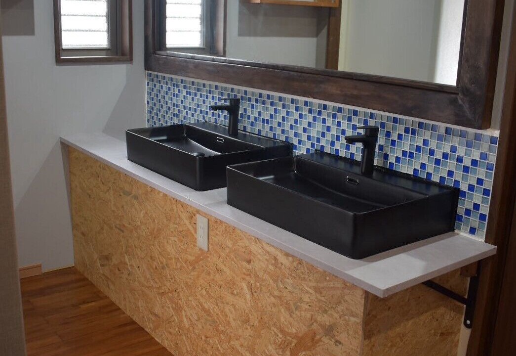 Photo of Bathroom in Shoshi