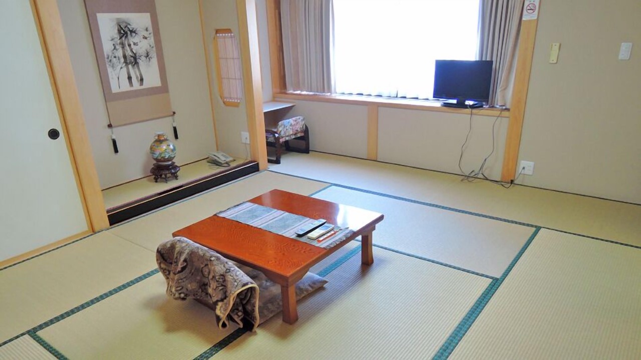Photo of Others in Ono