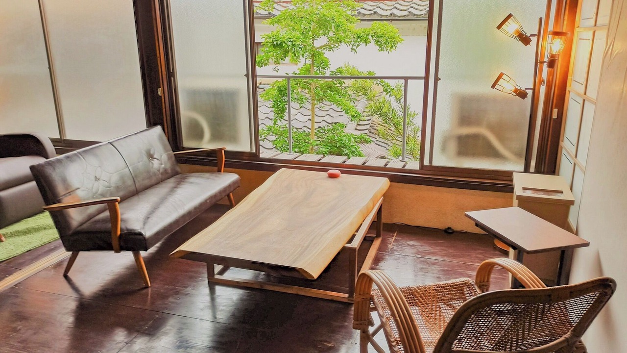 Photo of Others in Ozu