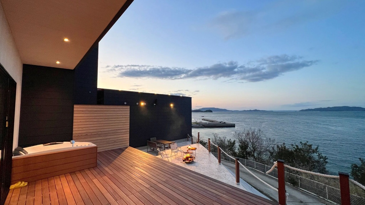 Photo of Patio Balcony in Aji Cho