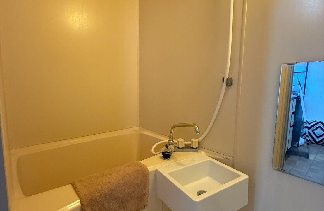 Photo of Bathroom in Kamiikebukuro