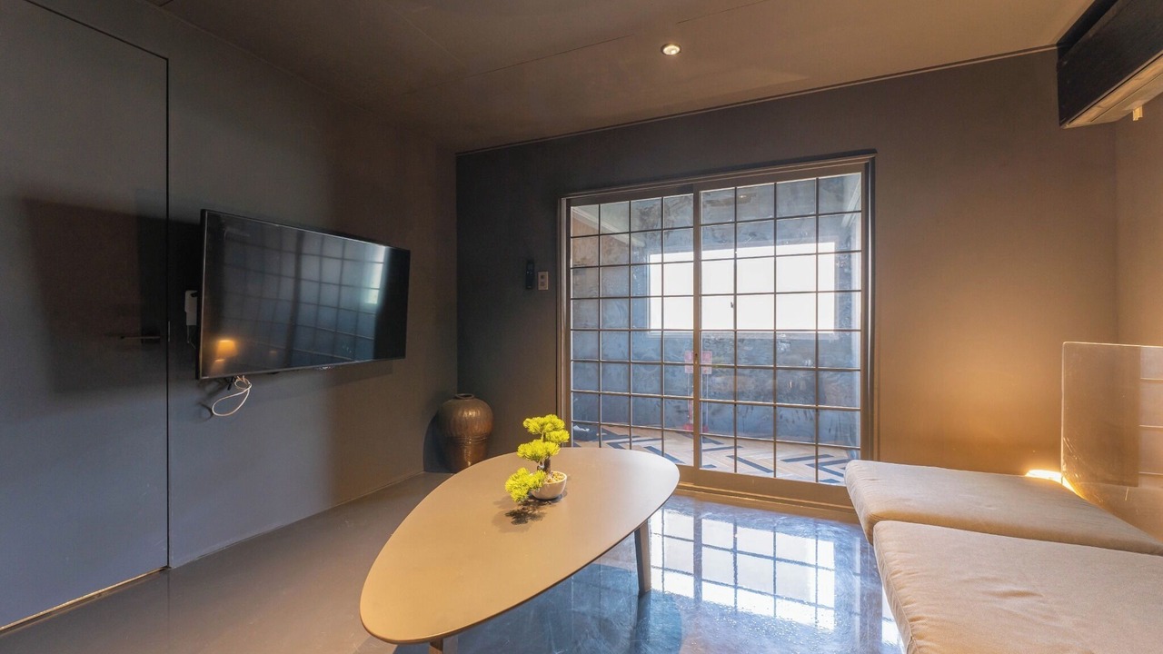 Photo of Livingroom in Minato