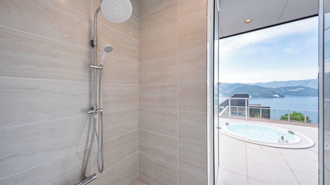Photo of Bathroom in Ajiro