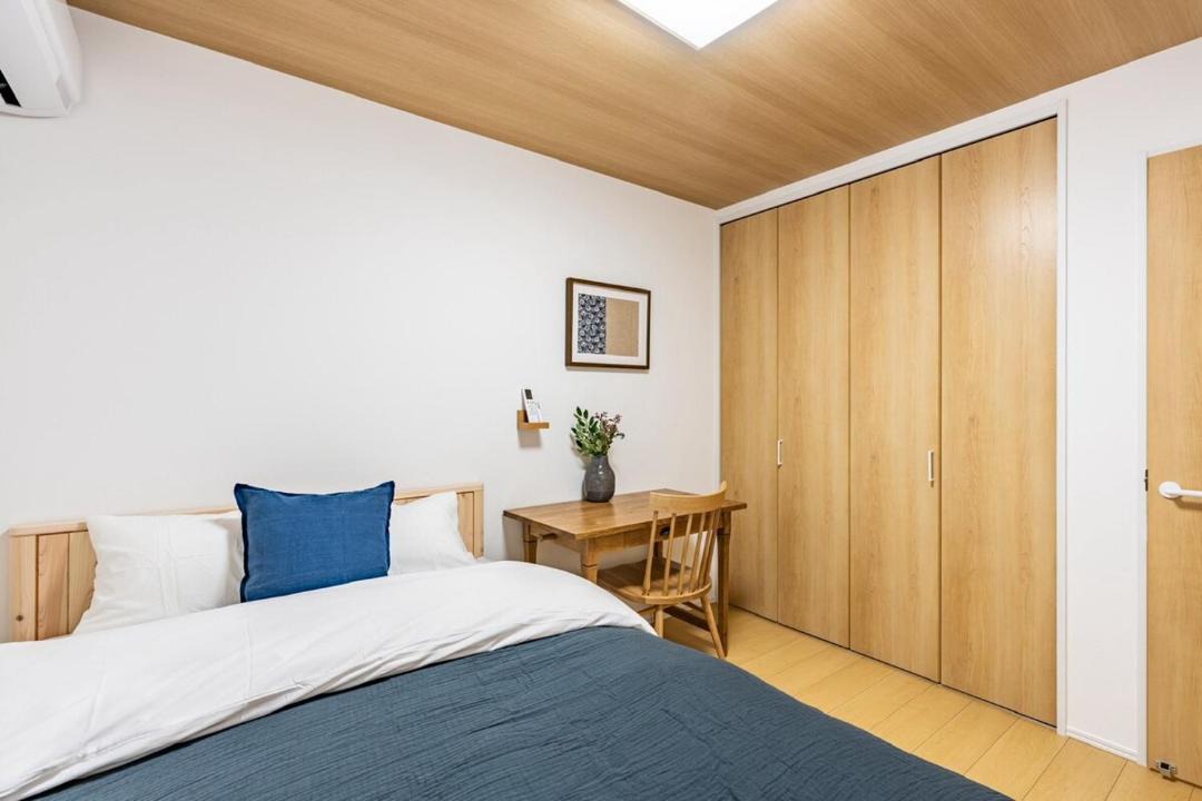Photo of Bedroom in Minato