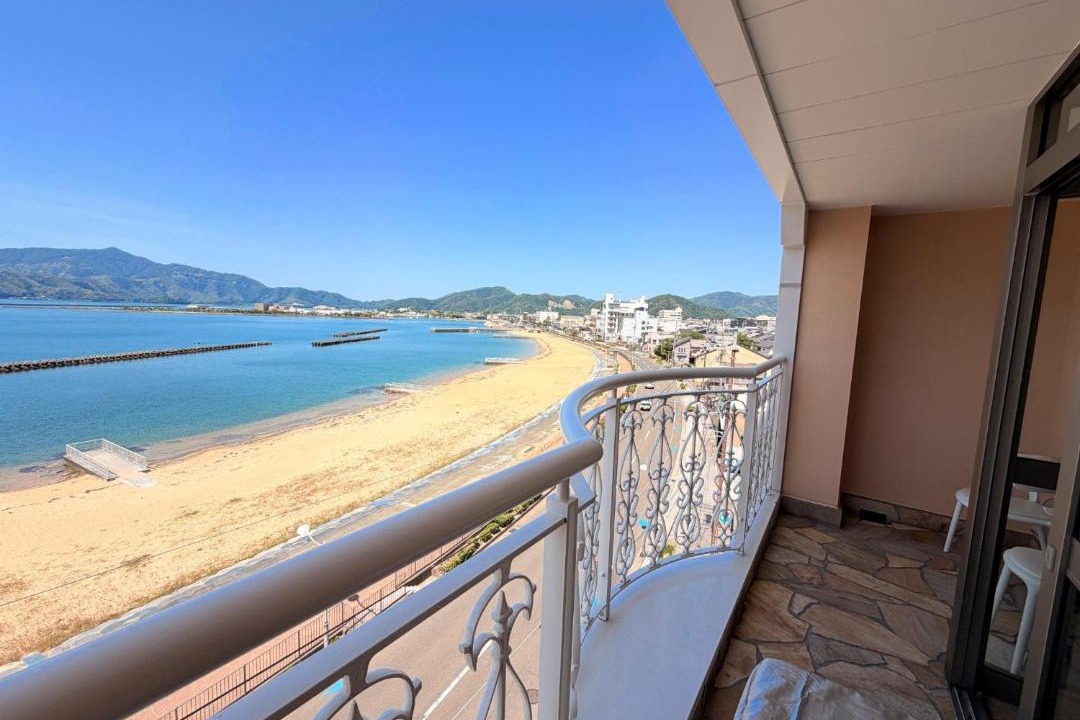 Photo of Patio Balcony in Obama