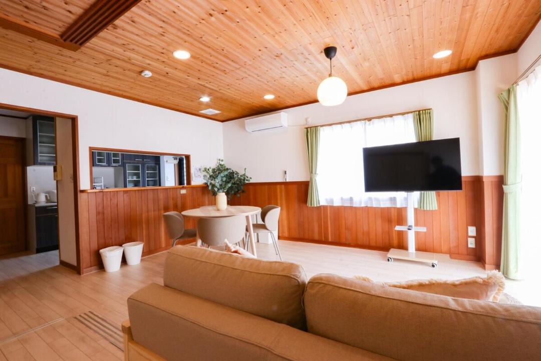 Photo of Livingroom in Togo-cho