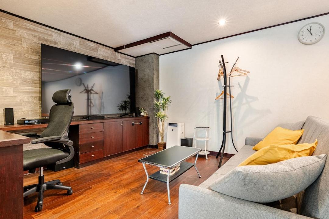 Photo of Livingroom in Higashi