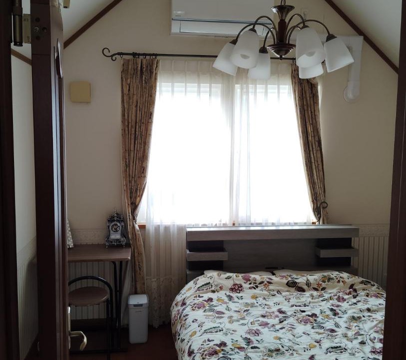 Photo of Bedroom in Tosa