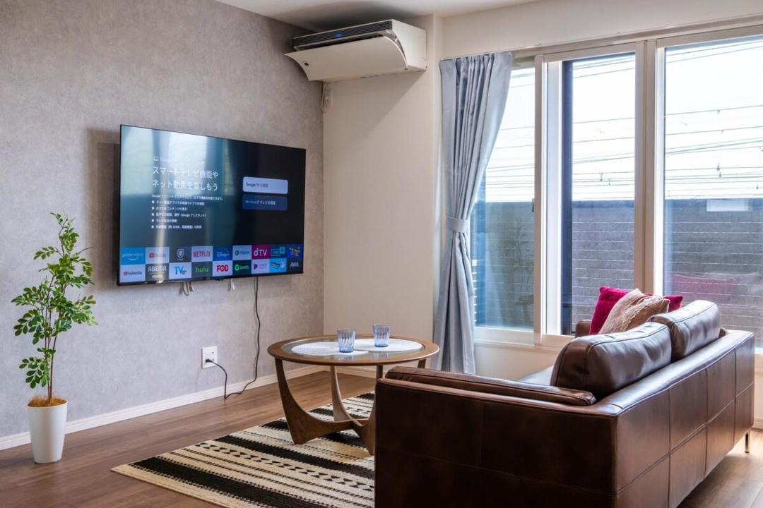 Photo of Livingroom in Suma Ward