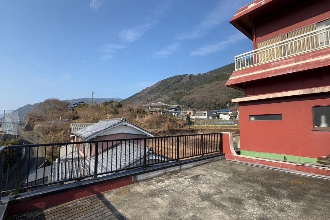 Photo of Others in Miyoshi