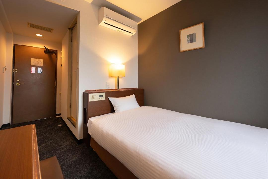 Photo of Bedroom in Omura