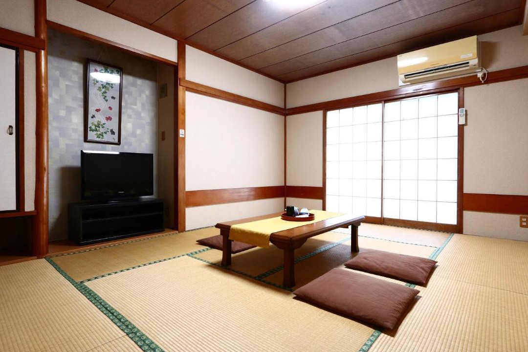 Photo of Others in Usami