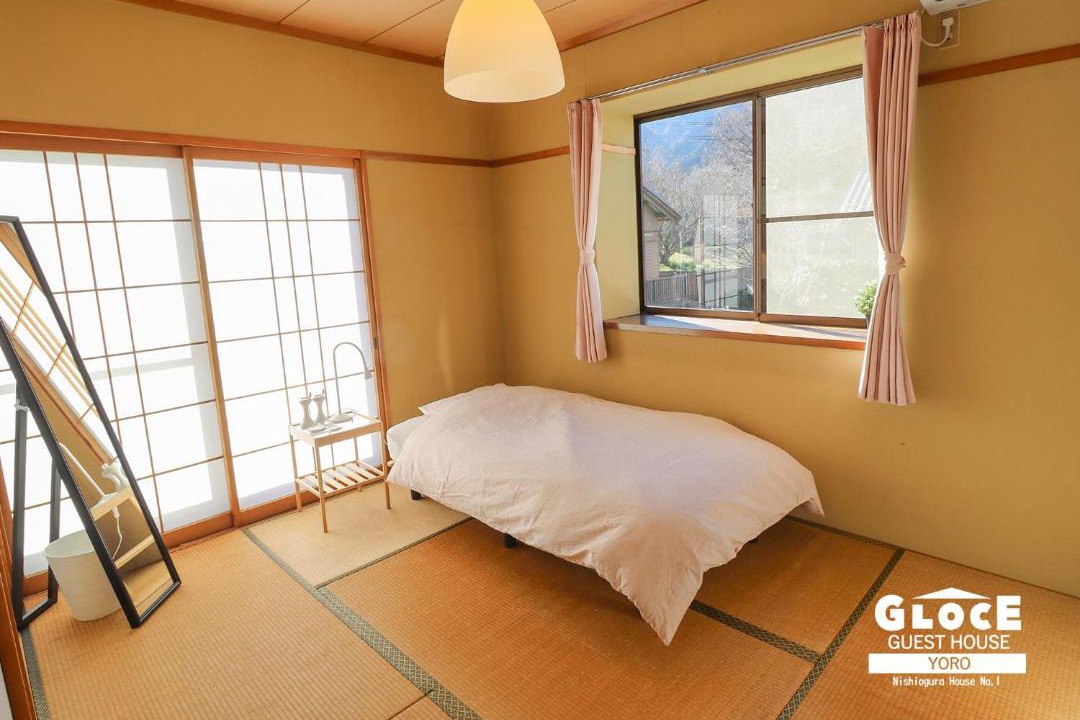 Photo of Bedroom in Yoro