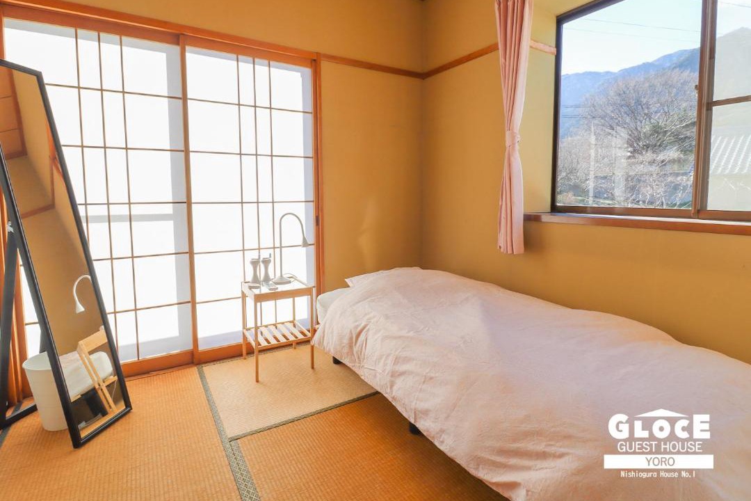 Photo of Bedroom in Yoro