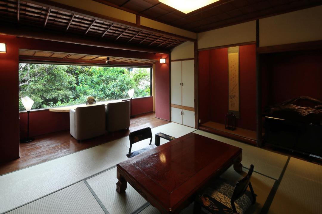Photo of Others in Tahara