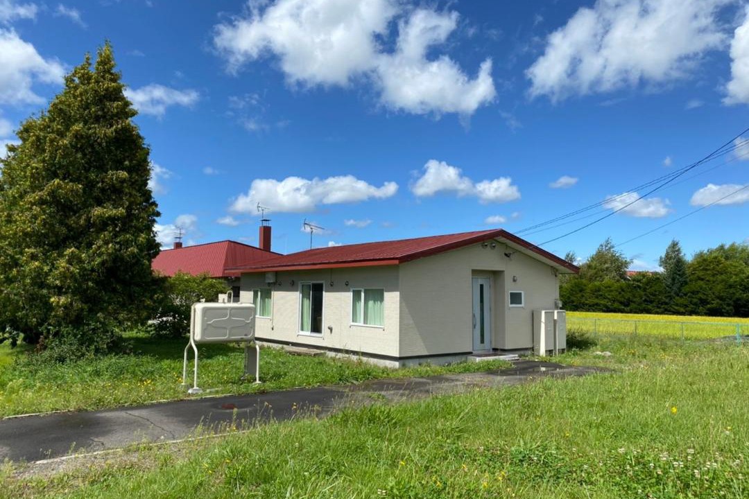 Photo of Buildings in Higashikagura