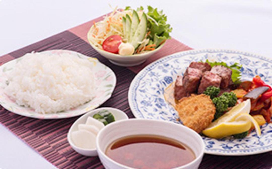 Photo of Others in Hirono