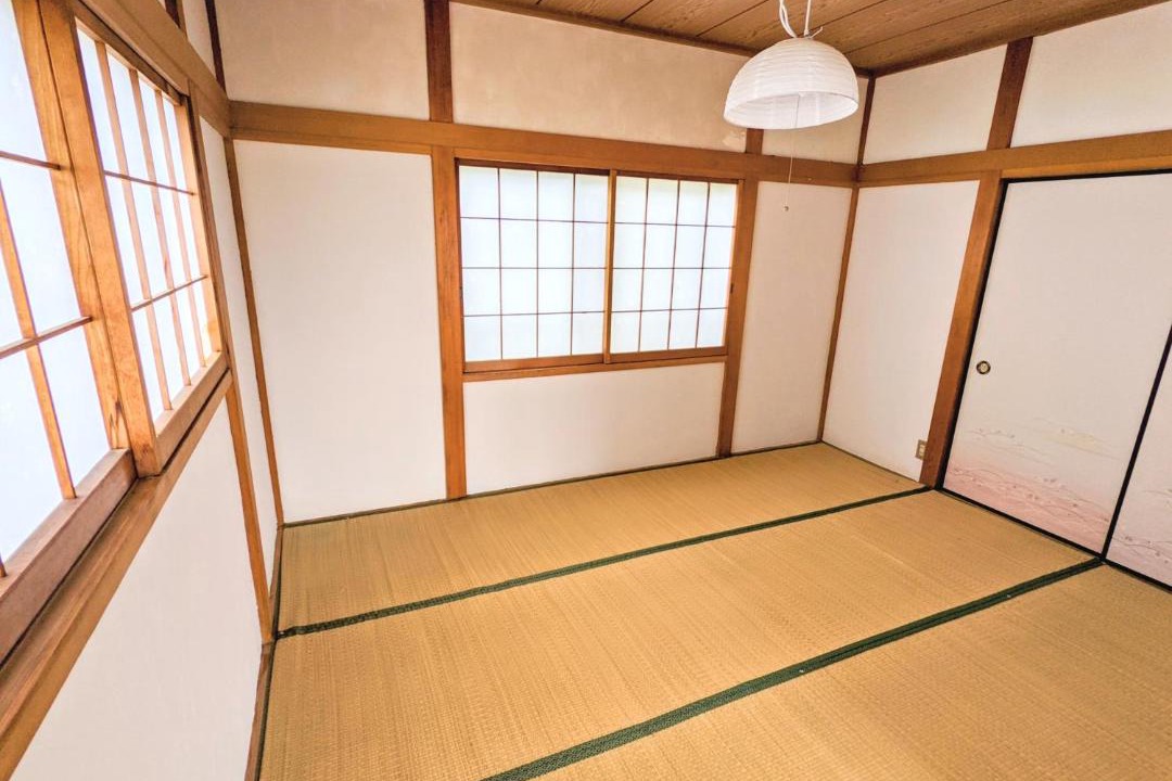 Photo of Others in Shirako