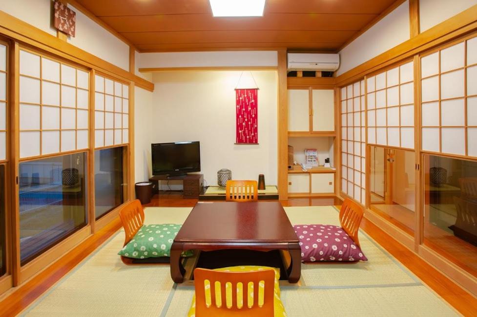 Photo of Others in Usami