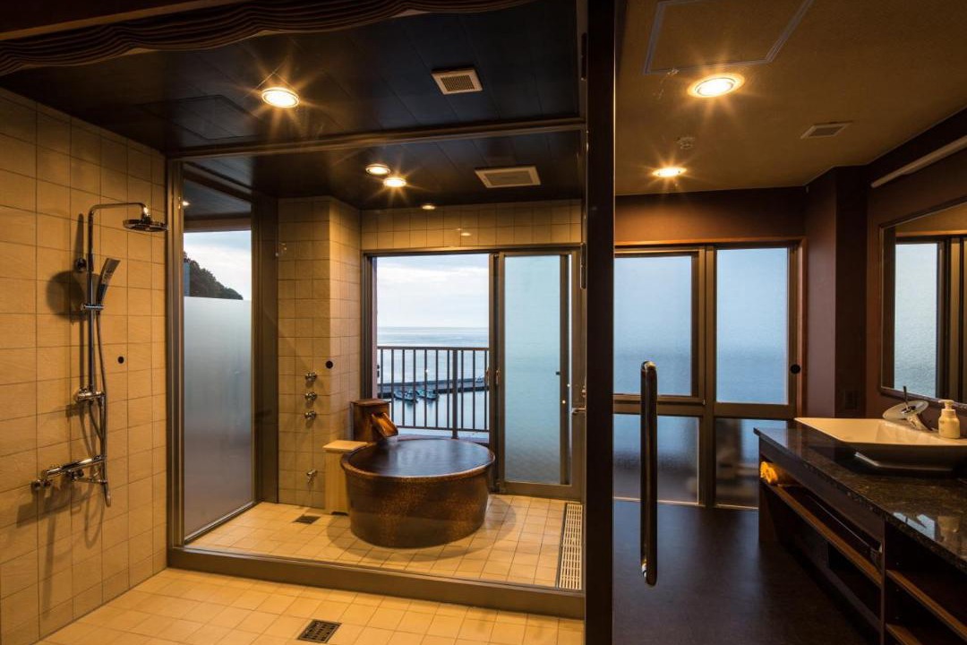 Photo of Bathroom in Toi