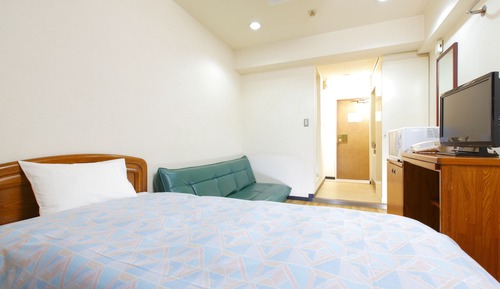 Studio Twin Room (1 Singlebed, 1 Sofabed,self bed making)(Cleaning is Optional with Additional Cost)