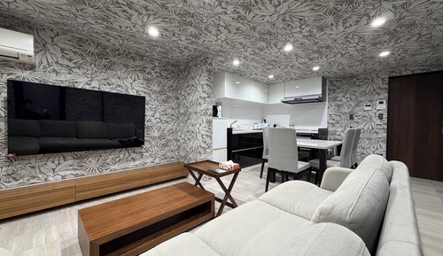 Super Suite, Non Smoking