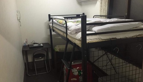 Single Room, Non Smoking (with a Loft Bed)