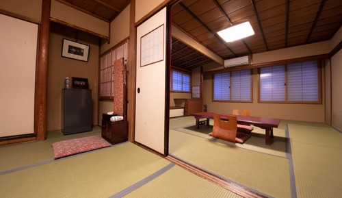 Standard Japanese Style Room for 4-6 Guests, No private bathroom, Non Smoking