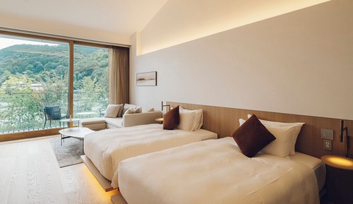 Twin Room, Balcony, Mountain View