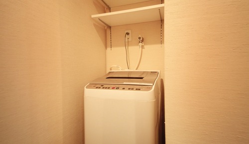 Standard Queen Room - Non-Smoking
