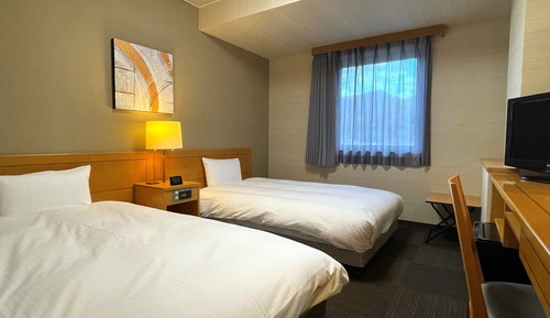 Twin Room, Smoking Heated Tobacco Only