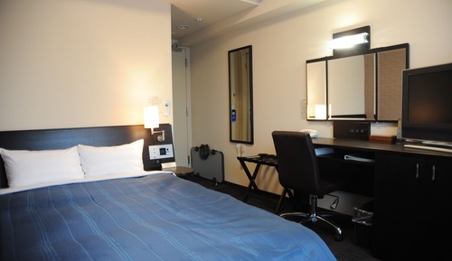Comfort semidouble smoking room
