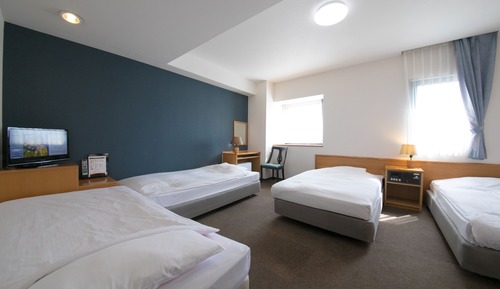 Family Room, Smoking (4 Beds)