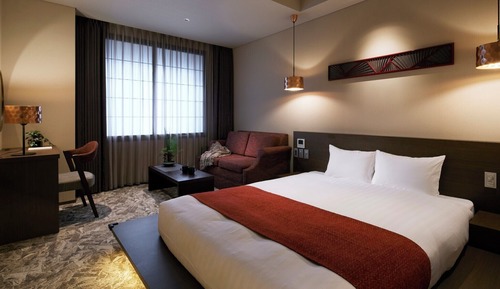 Comfort Twin Room, 1 Queen Bed with Sofa bed, Non Smoking, Refrigerator