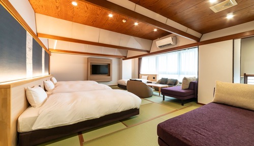 Superior Japanese-Style 4 Beds holds 6 people - Shared Bathroom - Non-Smoking