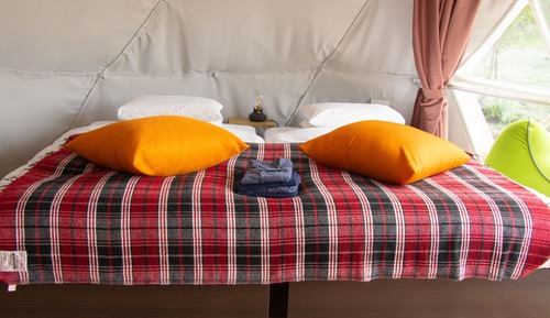 GLAMPING DOME