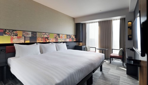 Superior Room, Non Smoking (1 Wide King Bed)