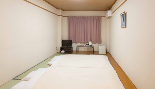 Japanese Style Room for 2 Guests with Shared Bathroom, Smoking